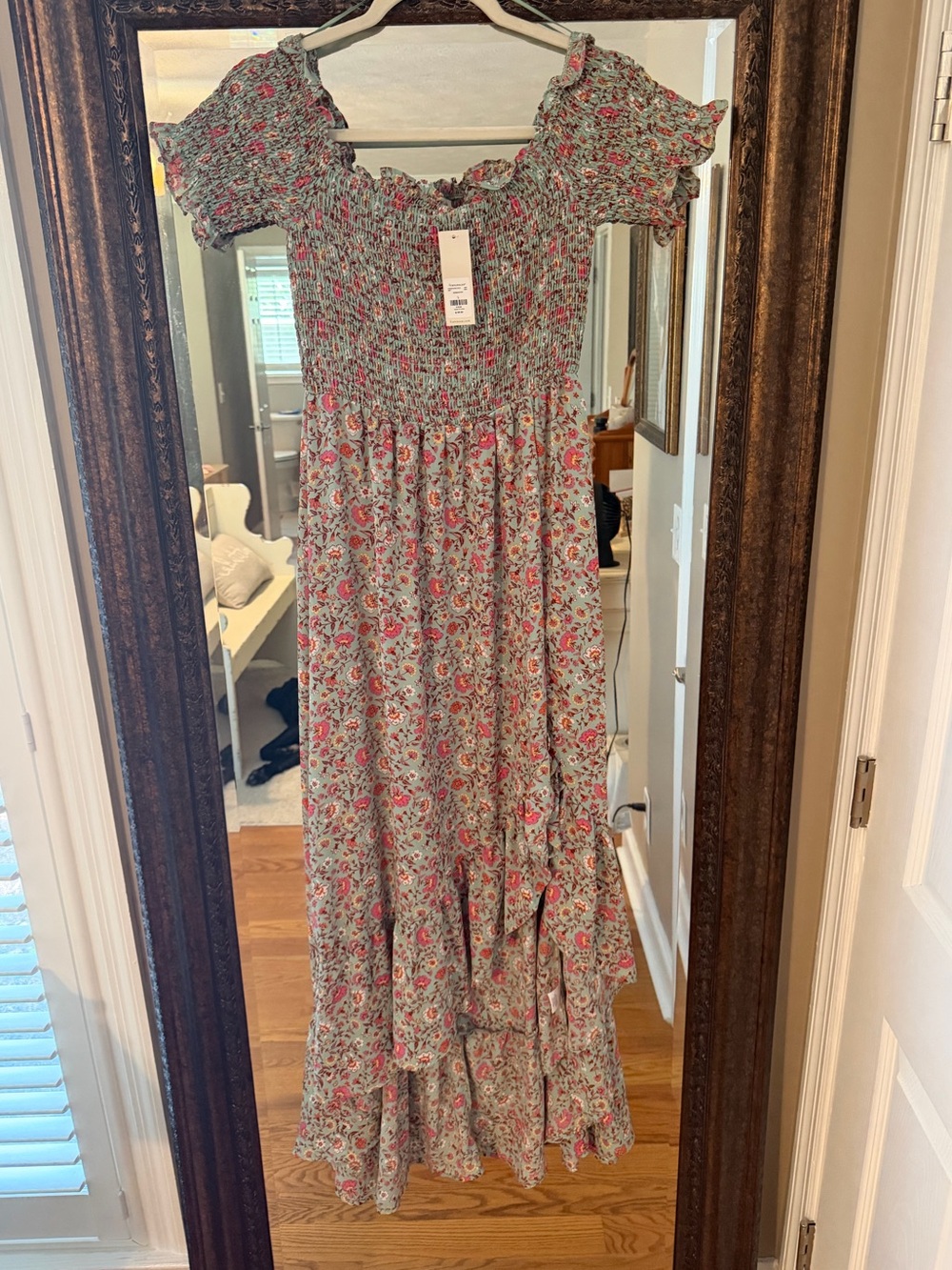 Boho Maxi Dress
NWOT Tags- Worn Once
Fits like a Medium